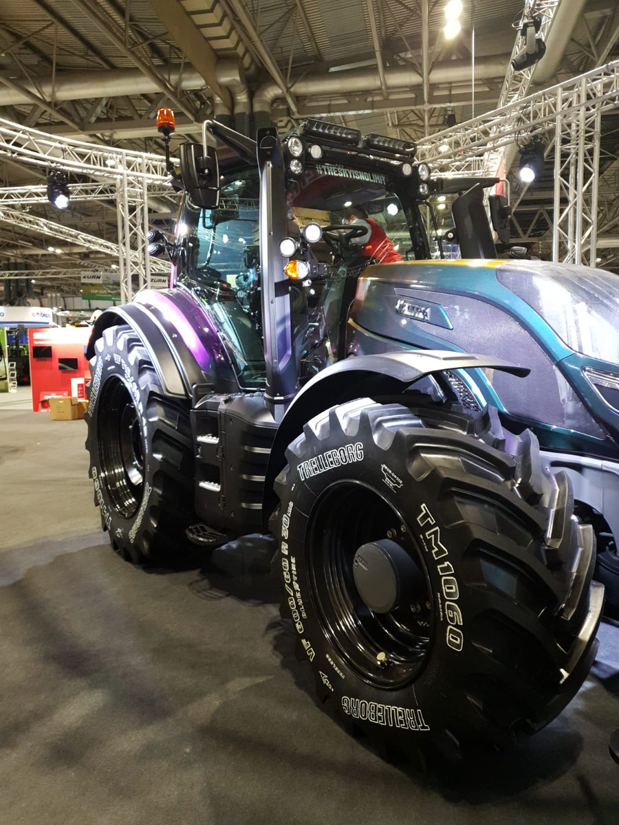 BushTyres's tweet photo. Great couple of days LAMMA Show catching up with suppliers , dealers and some of our original equipment customers #Lamma20 #LAMMA2020 #Bushoe2 @lammashow https://t.co/LrPxJ2DAOK