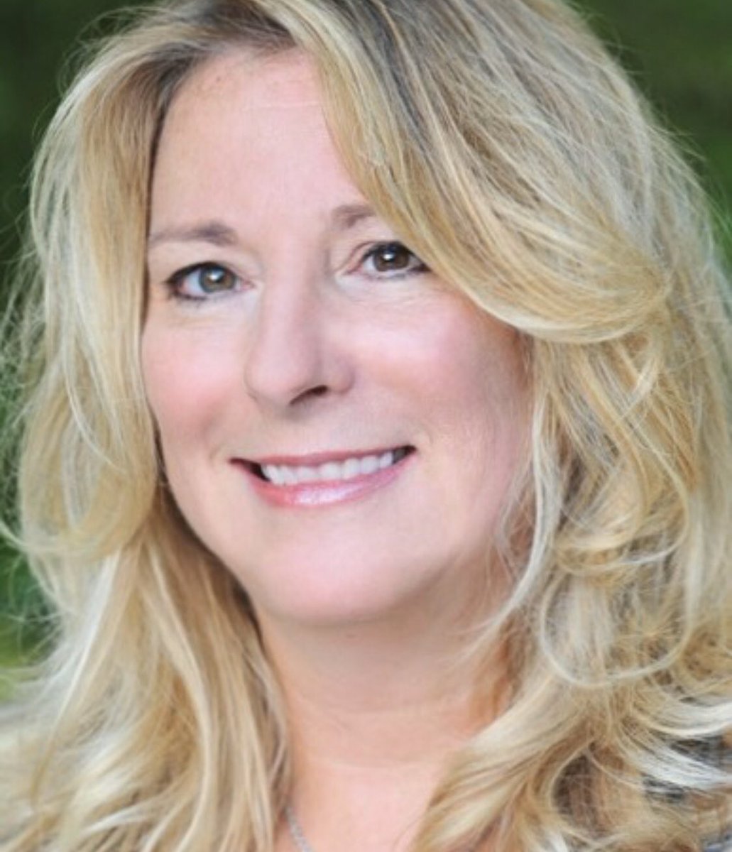 pihra9's tweet photo. How many different generations do you have in your organization? Learn the different strengths of each generation and how this leads to success from Terri McGray, on 2/6! 👥

https://t.co/dKnwllhwS0 

#HumanResources #PIHRA #PIHRAWoodlandHills #networking #HR #generations https://t.co/aeHb75xWwH