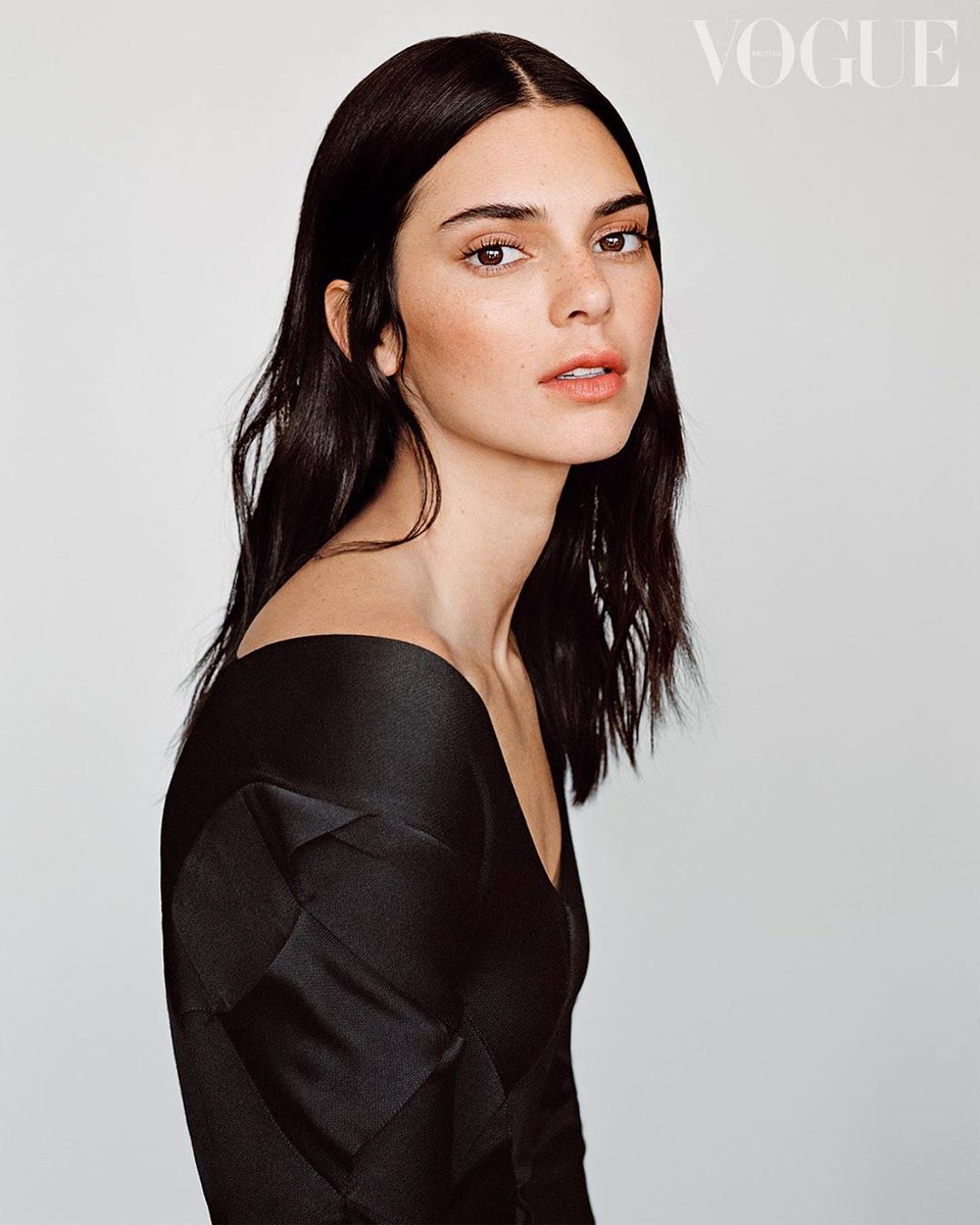 stanlisariken's tweet photo. She's so beautiful https://t.co/oWVgWh819o