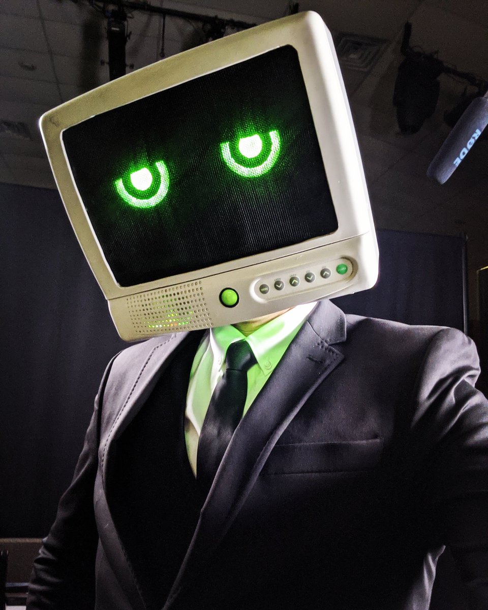 MgmtRobot's tweet image. Just another day in the office #robotdj #robotmgmt #slcdj #slctalent #utahtalentagency #utahdj