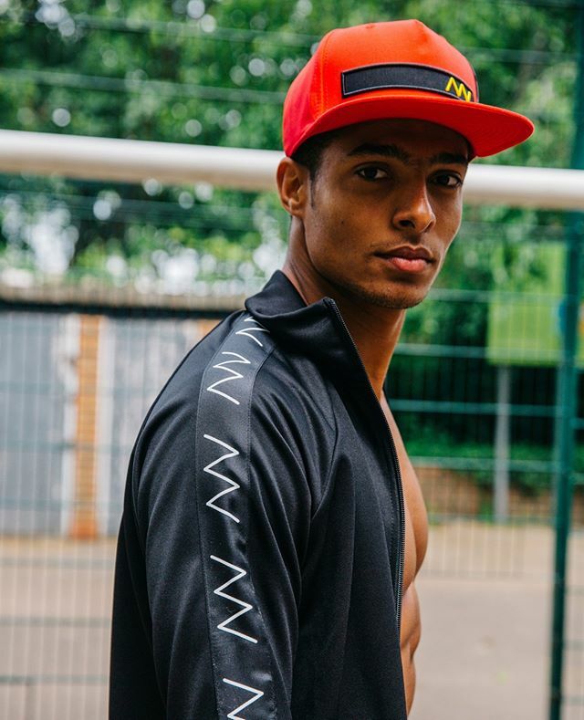 AW__Collection's tweet photo. R O U G E
.
.
.
#AWCollection #QuietlyConfident #Streetwear #BeReadyBeStrongNeverStop #Belgium #Martinique #Streetwear #Fashion #StreetFashion #EchteLiebe #AxelWitsel #CulturalFusion https://t.co/NxnBUFwypP https://t.co/mbplrNcZRa
