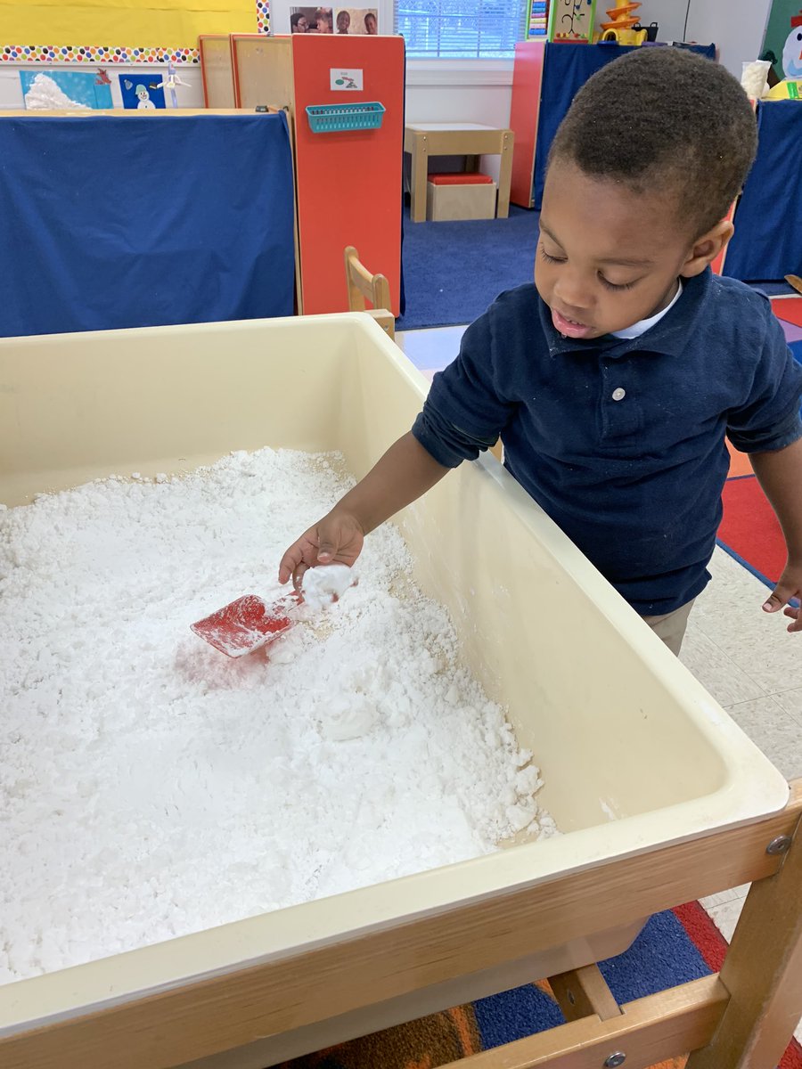 KristinNupdal's tweet photo. Do you want to build a snowman? Enjoying our fake snow in #ecse @DumfriesES https://t.co/5JCWpn4ci6