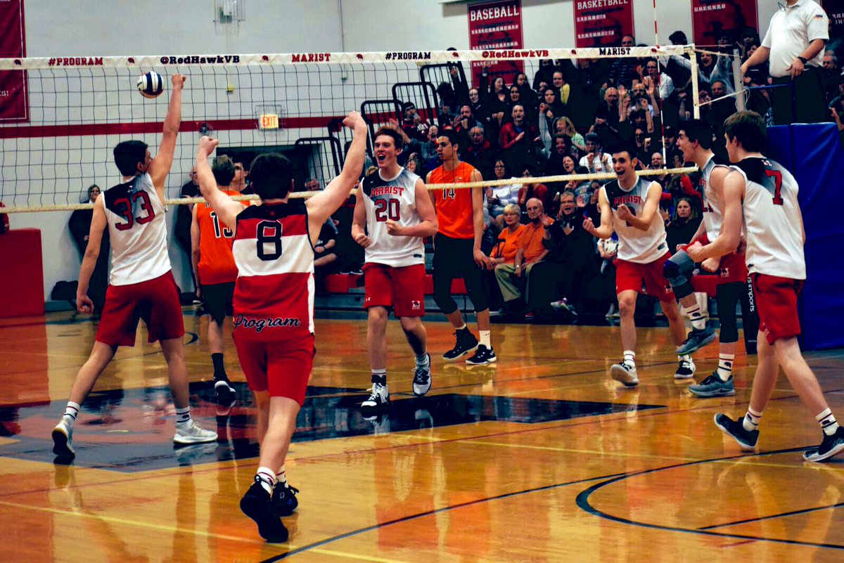 RedHawkVB's tweet image. Officially 6️⃣0️⃣ Days away from the start of the 2020 Boys 🏐 SZN!! Schedule release and one BIG announcement coming 🔜🔜 👀👀🤯 #Program2020 #wedem🔌