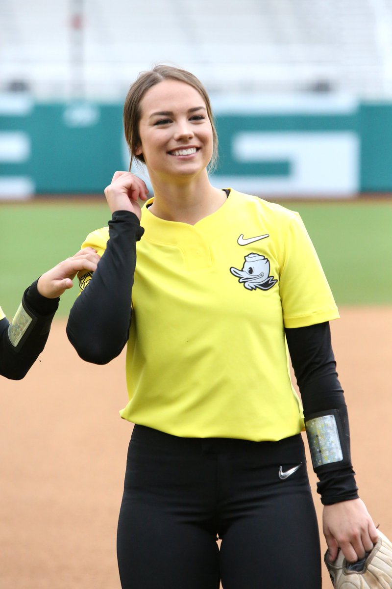 Oregon Softball tweet media