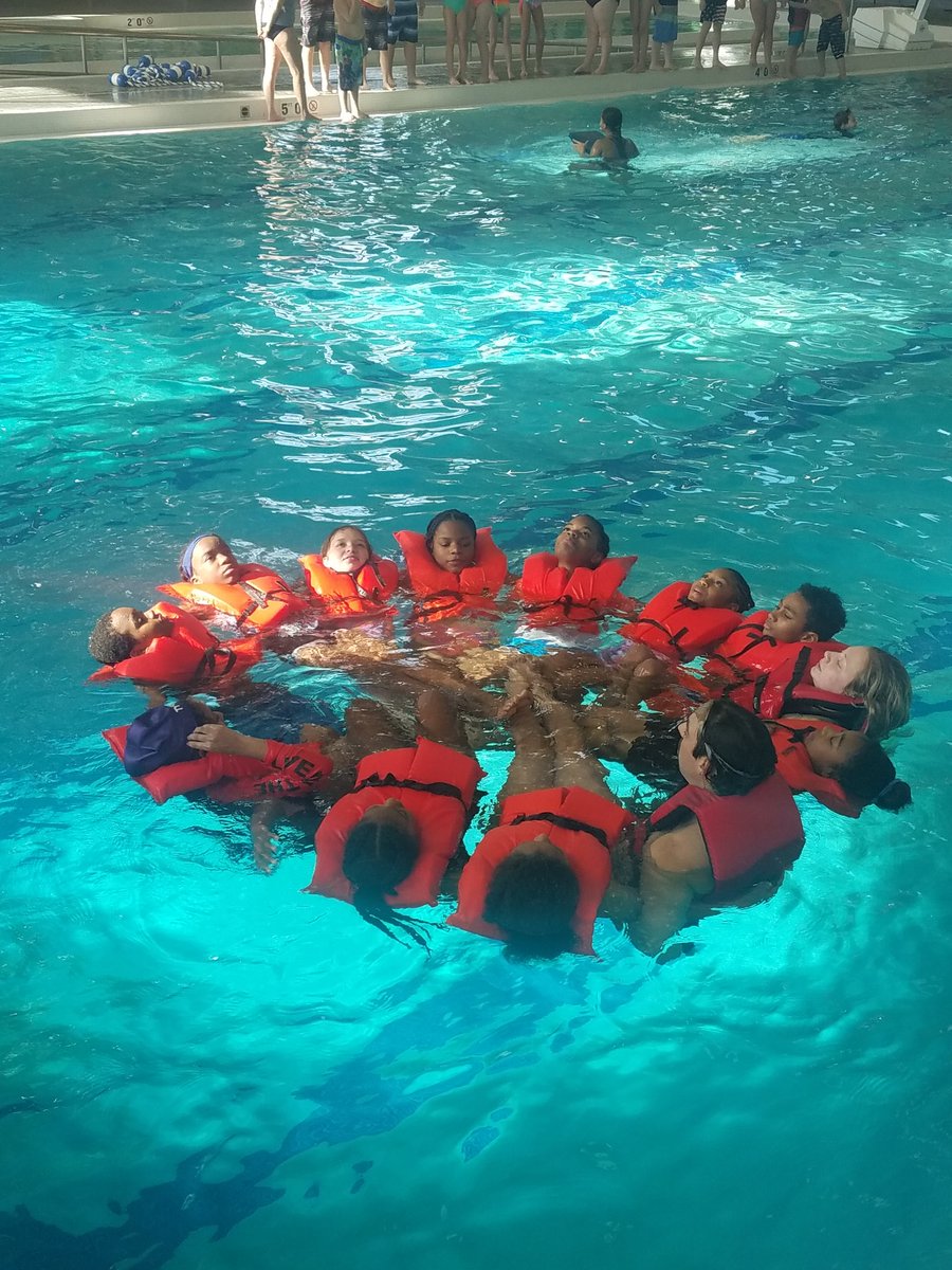 Chancellor117's tweet photo. Learning water safety! https://t.co/XkIqknBAWe