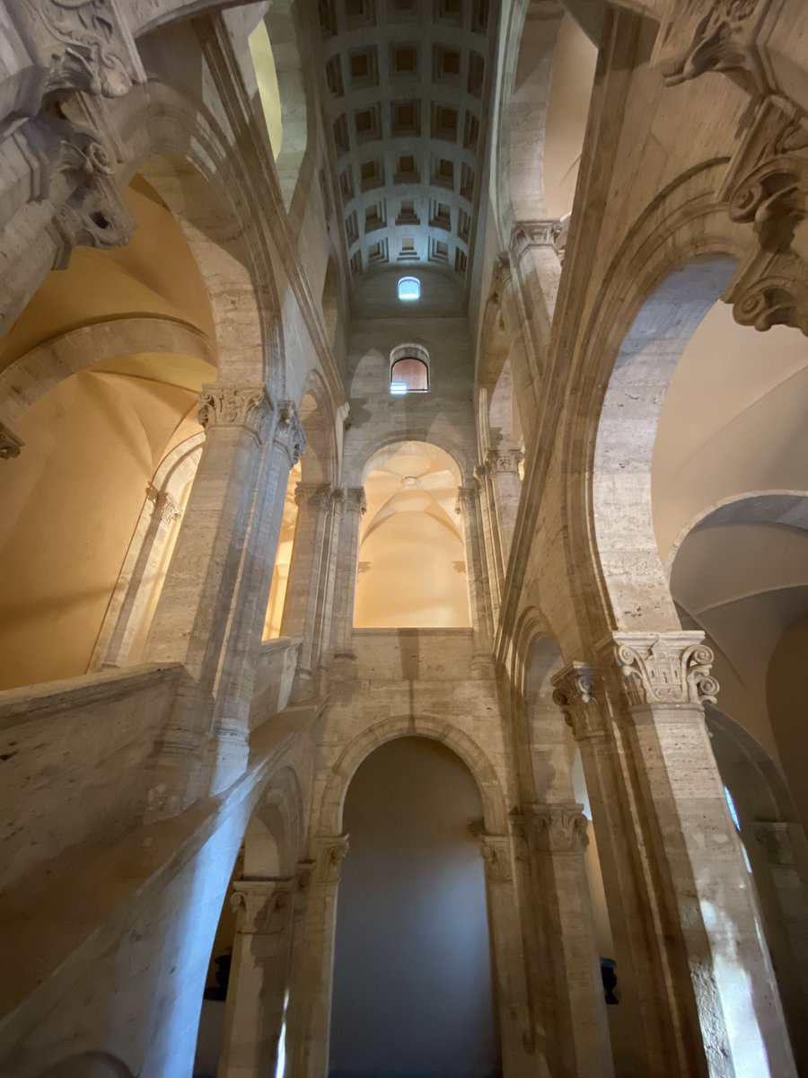 understandrome's tweet photo. I dropped into Palazzo Venezia today for the update of the Rome @RoughGuides. Extra rooms have been incorporated into the permanent museum route in the last couple of years and a recent rehang means I need to give the entry a jiggle. I was the only person there. #rgontheroad https://t.co/YwHfPJhDaA