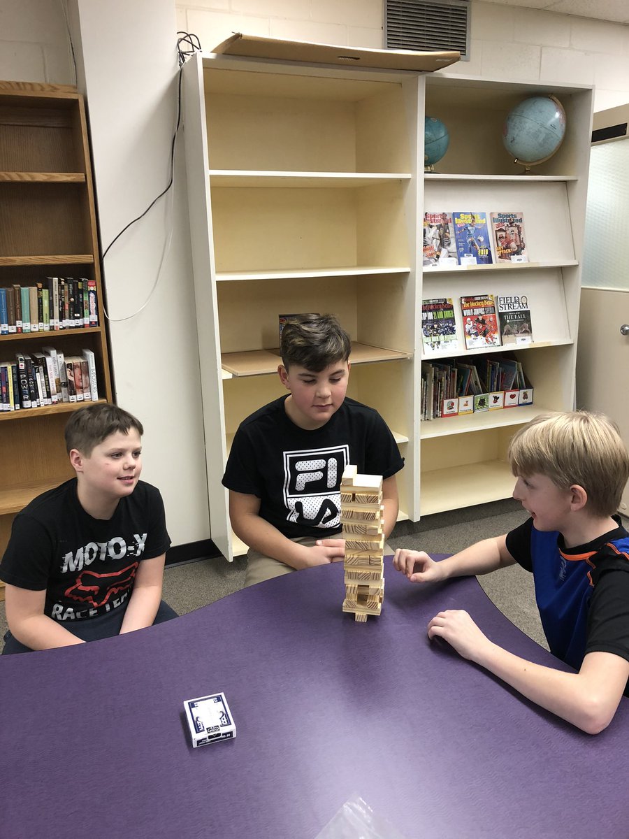 CandiceKrawetz's tweet photo. Games club for grades 5-8 today!  So much fun learning new games and mastering old ones. #teachingsportsmanship  @PrairieSouth https://t.co/zFtdZIz1pl