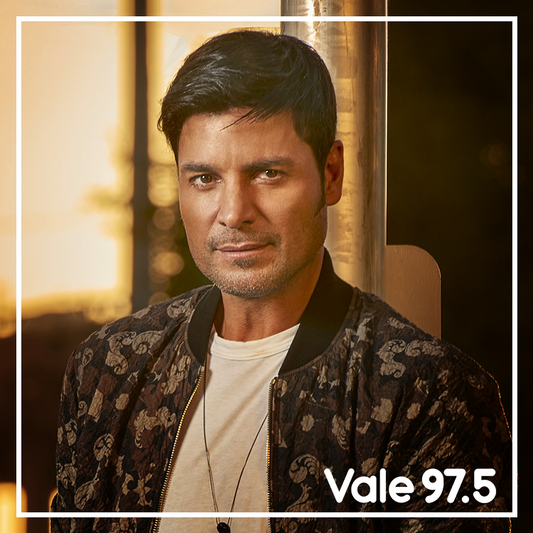 Vale975's tweet photo. La primera canción del viernes será de @CHAYANNEMUSIC ♫
¿Cuál de estas dos querés que suene?
RT 🔁 Si nos quedara poco tiempo.
MG ♥ Siento.
¡A votar! https://t.co/rdoybuThEG