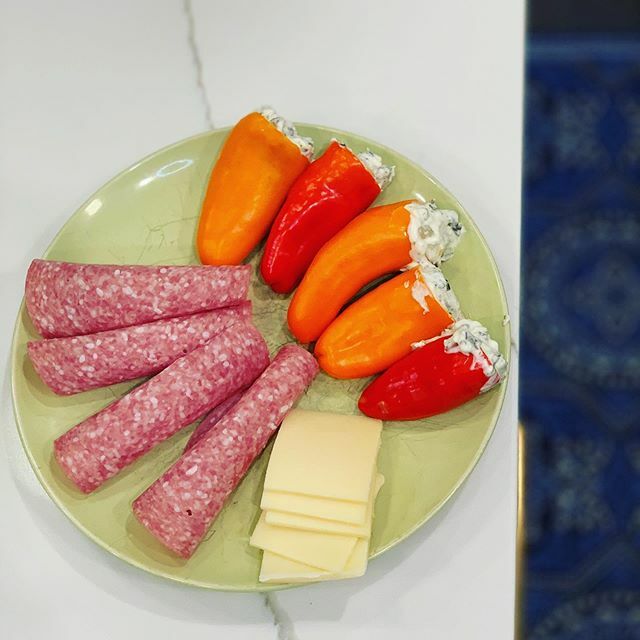 FatMomSlim1's tweet photo. This is why I love keto, I love to “snack.” Appetizer foods are my favorite foods, and, surprisingly, they are mostly keto. :) #ketolunch #ketolunchideas #ketosnacks #fatadapted #lchf https://t.co/SpaFObbG7W https://t.co/zAvT4HvOdC