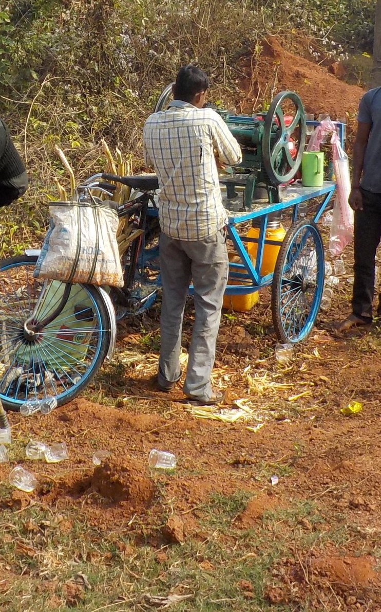 EngAbroadVT's tweet photo. Mobile sugar cane press preparing to sell cane juice to attendees of the inauguration of the KISS-Adani school in Mayurbandj. #Servicewithoutborders #VTAbroad #GlobalEngineering #GoBeyond https://t.co/J3ME4Bt9L6