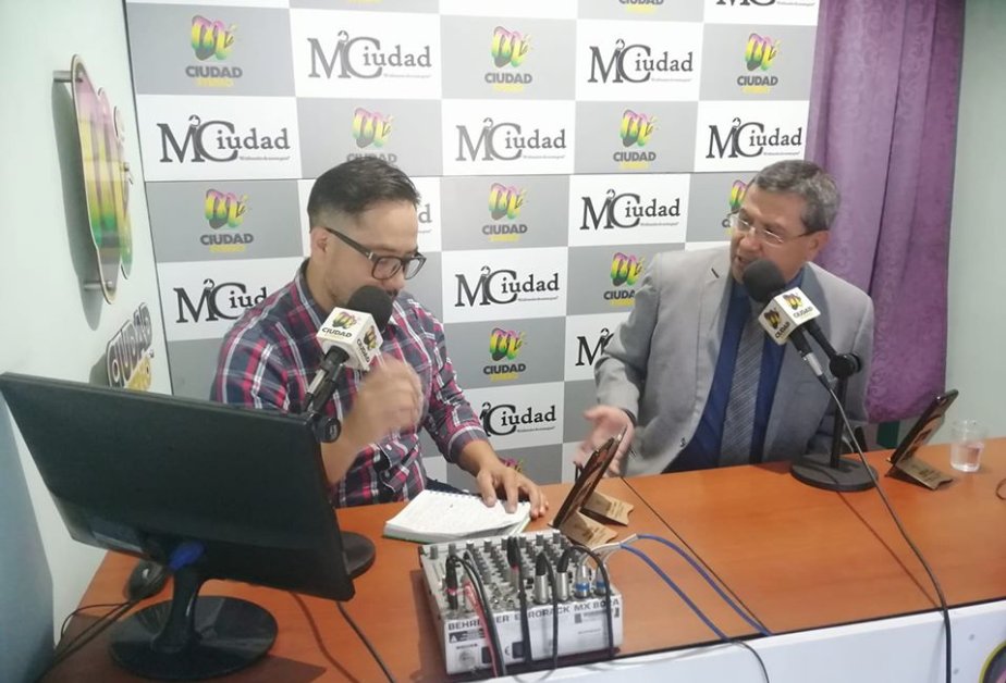 ALCALDE EN ENTREVISTA

Dando respuesta a todas las inquietudes ciudadanas a través de medios de comunicación locales.