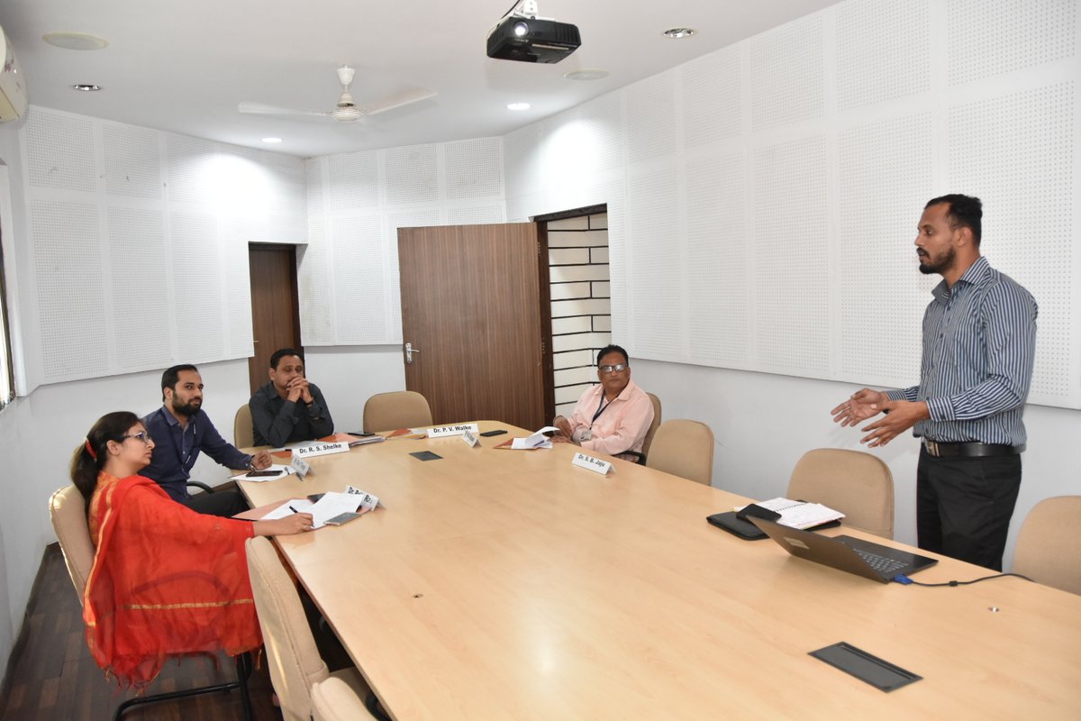 ecell_ghrce's tweet photo. Presentations of applicant Start-up for selecting Start-ups under AICTE-Samriddhi Scheme was organized on 10 December 2019. Five Startups have presented their plan in front of Program Evaluation Committee. GHRCE has received grant under AICTE-Samriddhi scheme #GHRCE #Startup https://t.co/YZcJaDfaOB