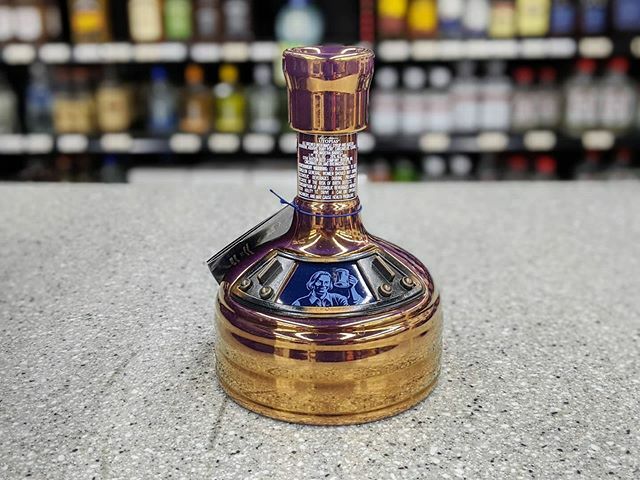 brhackensack's tweet photo. Looking for the holy Grail of Beers. Look no further we have @samueladamsbeer Utopia Available clocking in 28% ABV!!!!
🍻🍻🍻🍻🍻🍻🍻🍻🍻🍻🍻🍻
#samadams #samadamutopia #utopiabeer #samueladams #njcb #njcbmember #njcraftbeer #njcraftbeermember #fb https://t.co/aiChXuvoRv