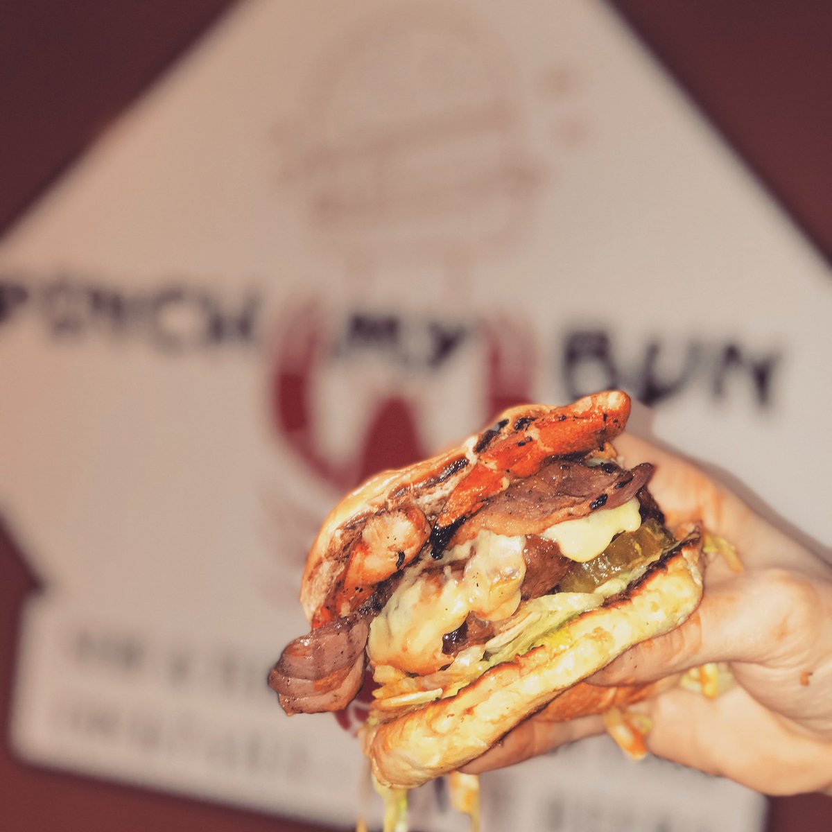 Pinch My Bun 🍔🦞 tweet media