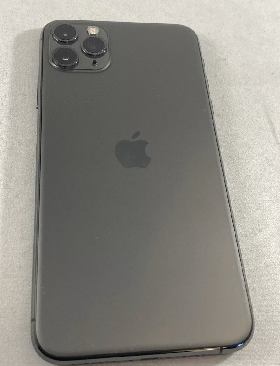 Techgods3's tweet image. iphone 11 pro max 256GB 
$650 shipped 📱