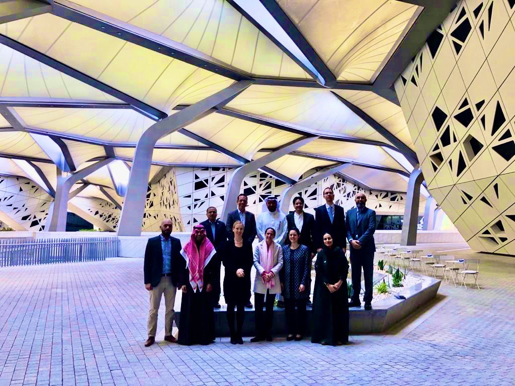 GermanyinKSA's tweet photo. Today the Director General for Energy Policy in the Federal Ministry for Economic Affairs and Energy, Mr. Thorsten Herdan visited #Riyadh and met with #REPDO, @KAPSARC, @Saudi_Aramco and @MoEnergy_Saudi 🇩🇪 🇸🇦 https://t.co/ckLfIm5GQ4