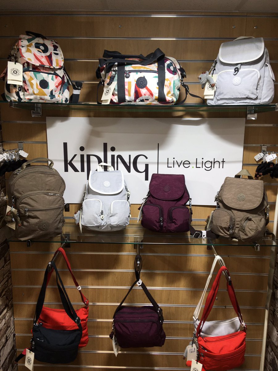 saddleworthoutd's tweet image. #Kipling #kiplinglivelight #kiplingstyle #iconic #bagsofstyle #bluexsale #moneyoff #uppermill #saddleworth
