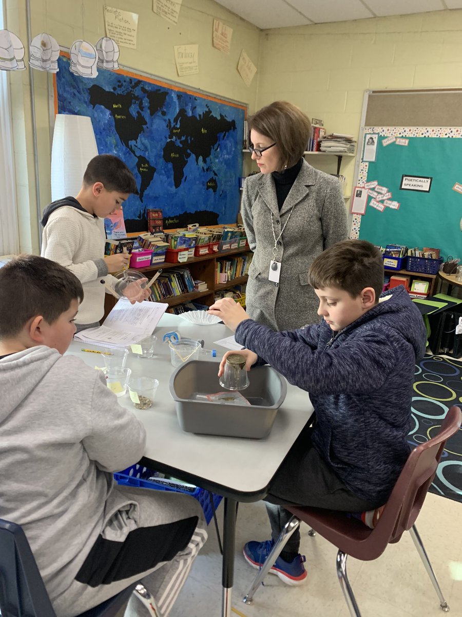 SchoolLonsdale's tweet photo. Reading specialist and grade 5 teacher are collaboratively teaching the early concepts in chemistry that explain phenomena too small see directly. #mixturesandsolitions #engagingpractice @LFilippelli1 @KevinJ_McNamara https://t.co/jh7XiKXzcc