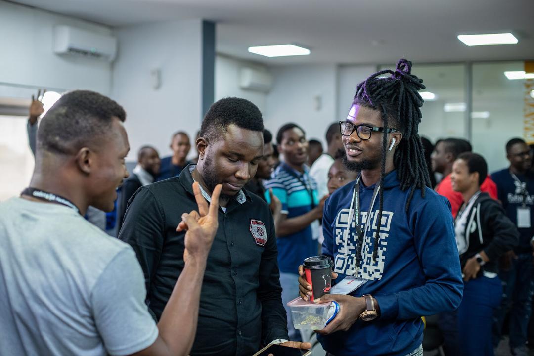 uzenith360's tweet photo. What was i even saying sef?🤔😅; Throwback to the introductions session @ CodeNaija '19 Hackathon 👨💻. Was a great experience, I met a lot of cool coders and codesses. #Codenaija2019 #codeforsocialgood
#blacktocats
@github
@Andela_Nigeria https://t.co/KNJjsAFRpR