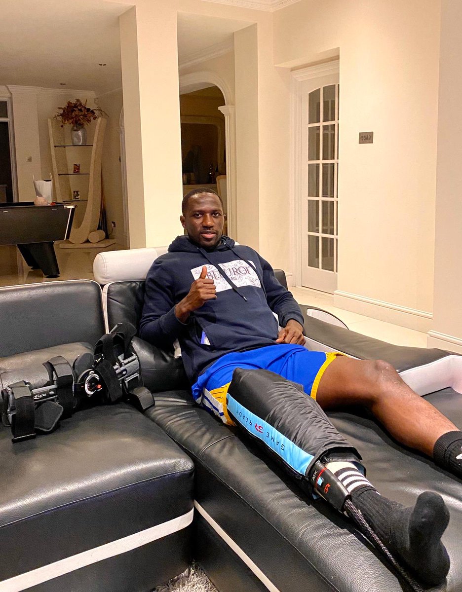 Je suis touché mais pas abattu💪🏿. C’est dans les moments difficiles qu’il faut relativiser le plus pour surmonter les épreuves. 

Merci pour vos message de soutien et avec l’aide de Dieu, je reviens bientôt 🤙🏿.