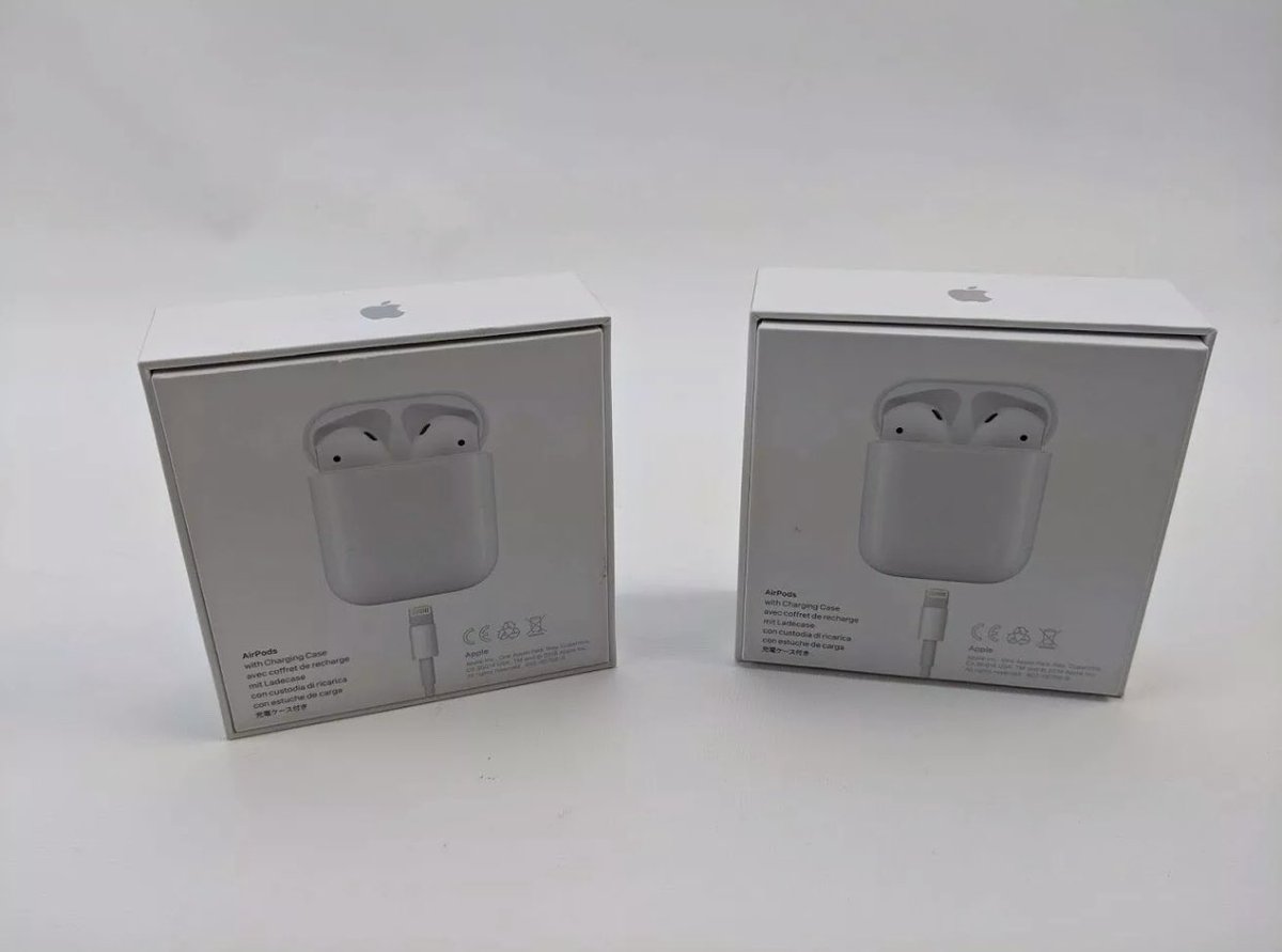 Techgods3's tweet image. Two pairs of generation 2 airpods for $100 each shipped ✈️✅🇺🇸