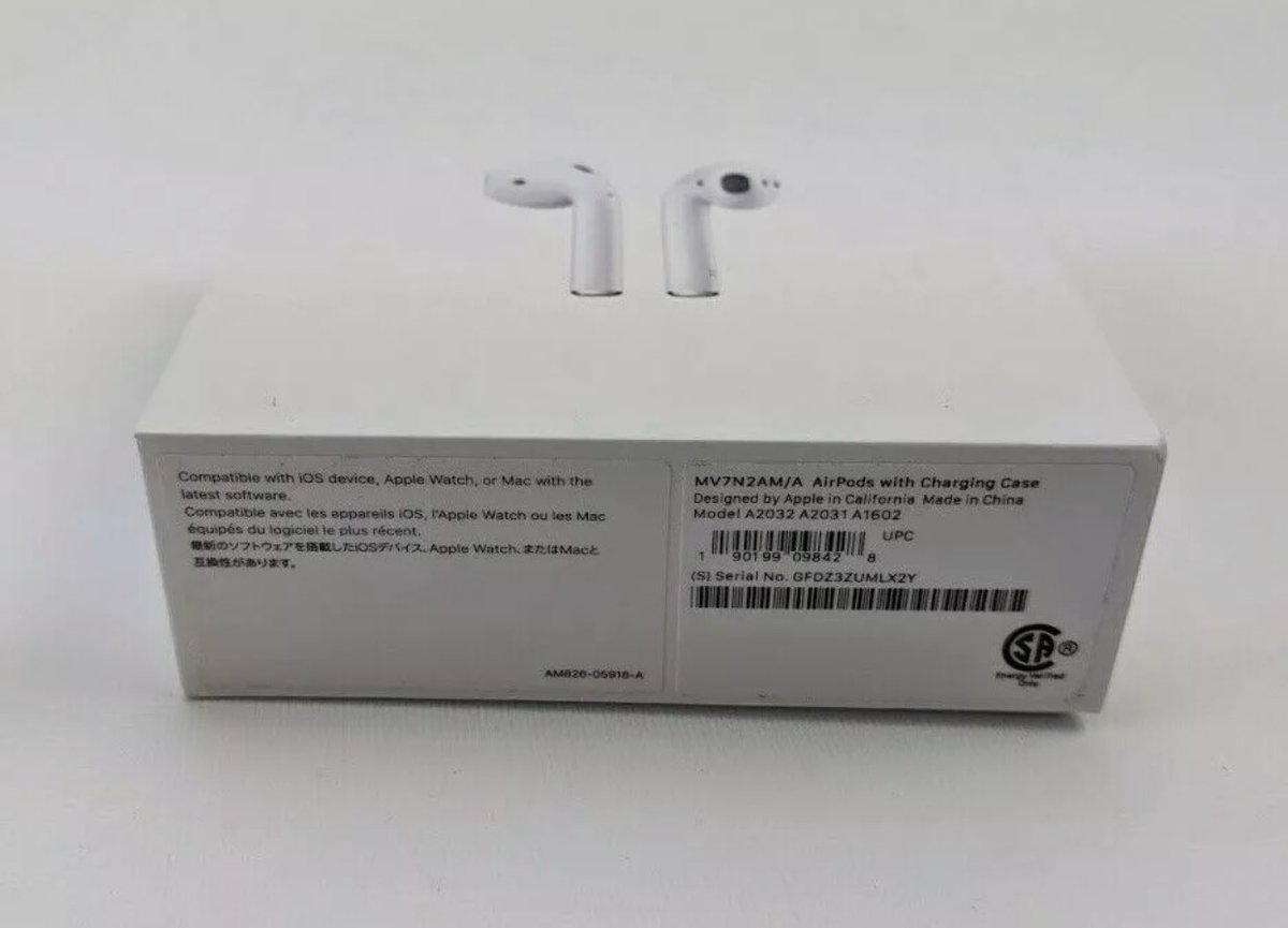 Techgods3's tweet image. Two pairs of generation 2 airpods for $100 each shipped ✈️✅🇺🇸