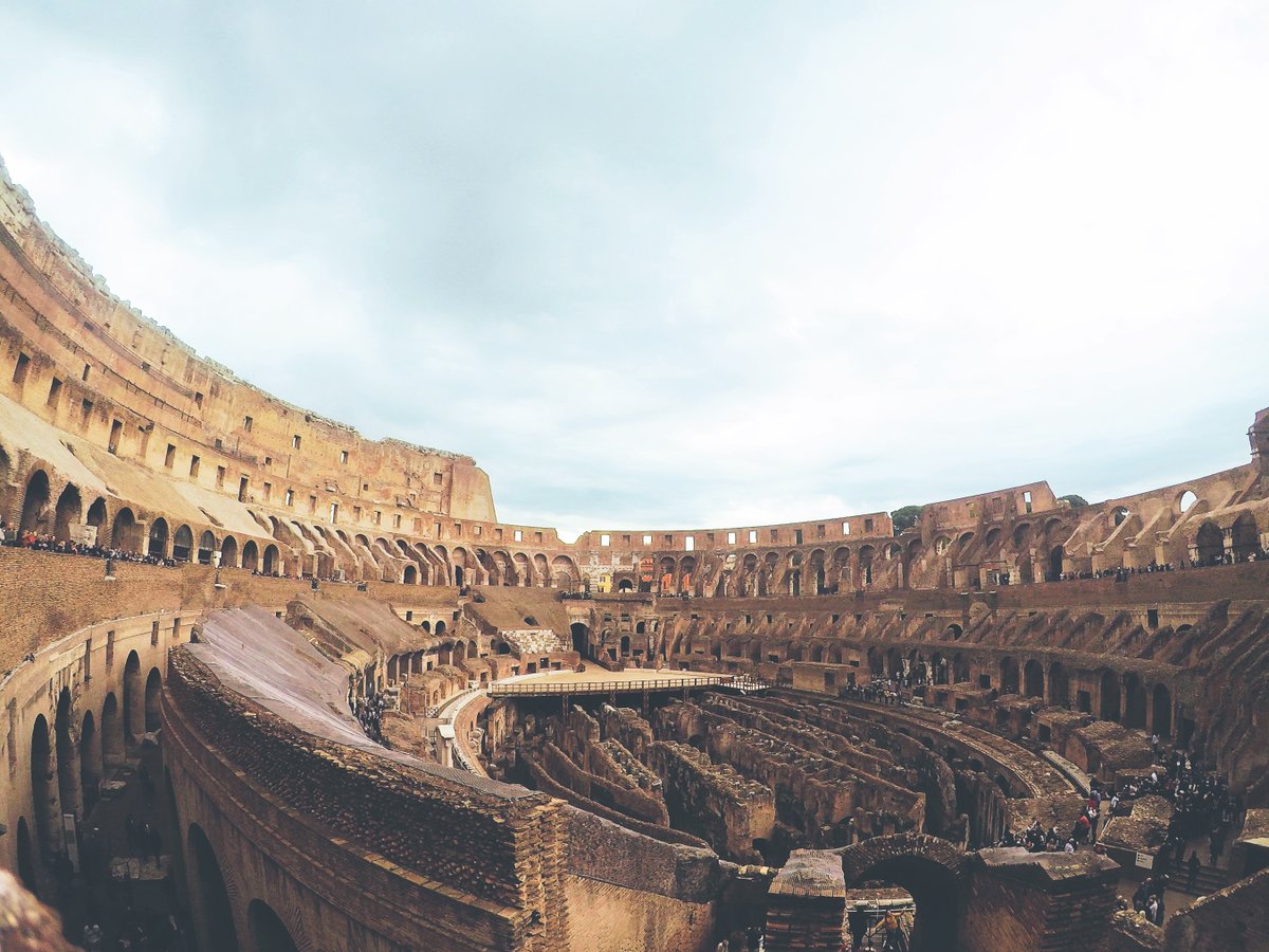 CirioUK's tweet photo. #Roma is often called 'Eternal City' because the #Romans thought that no matter what happened to the world, no matter how many other empires might rise and fall, #Rome would go on forever. #ItalianFacts https://t.co/8YGqYniLWK