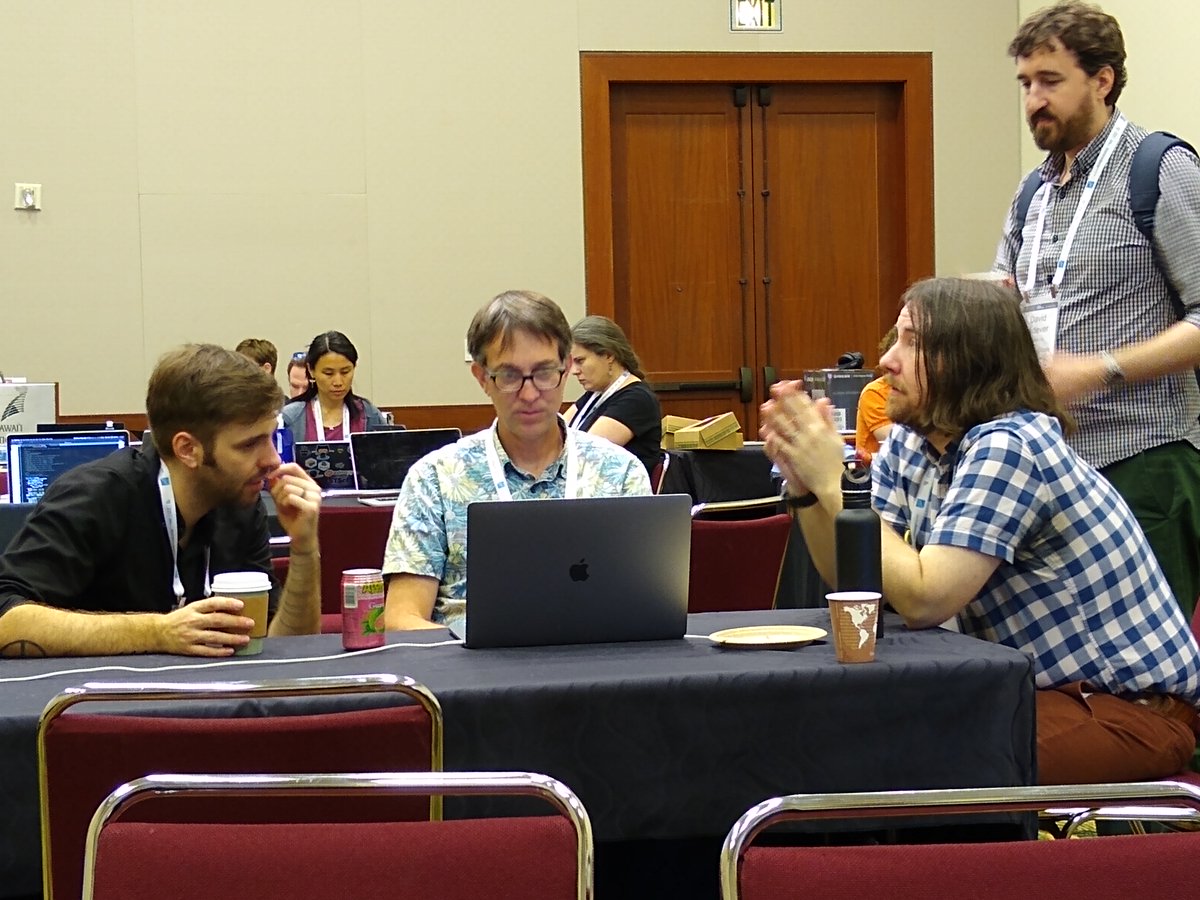 asclnet's tweet photo. No need to rush off to the convention center now that #AAS235 is over. The last day, #HackAAS, went astonishingly quickly, and all I have to show for it is this photo! https://t.co/KEmYNTZtCr