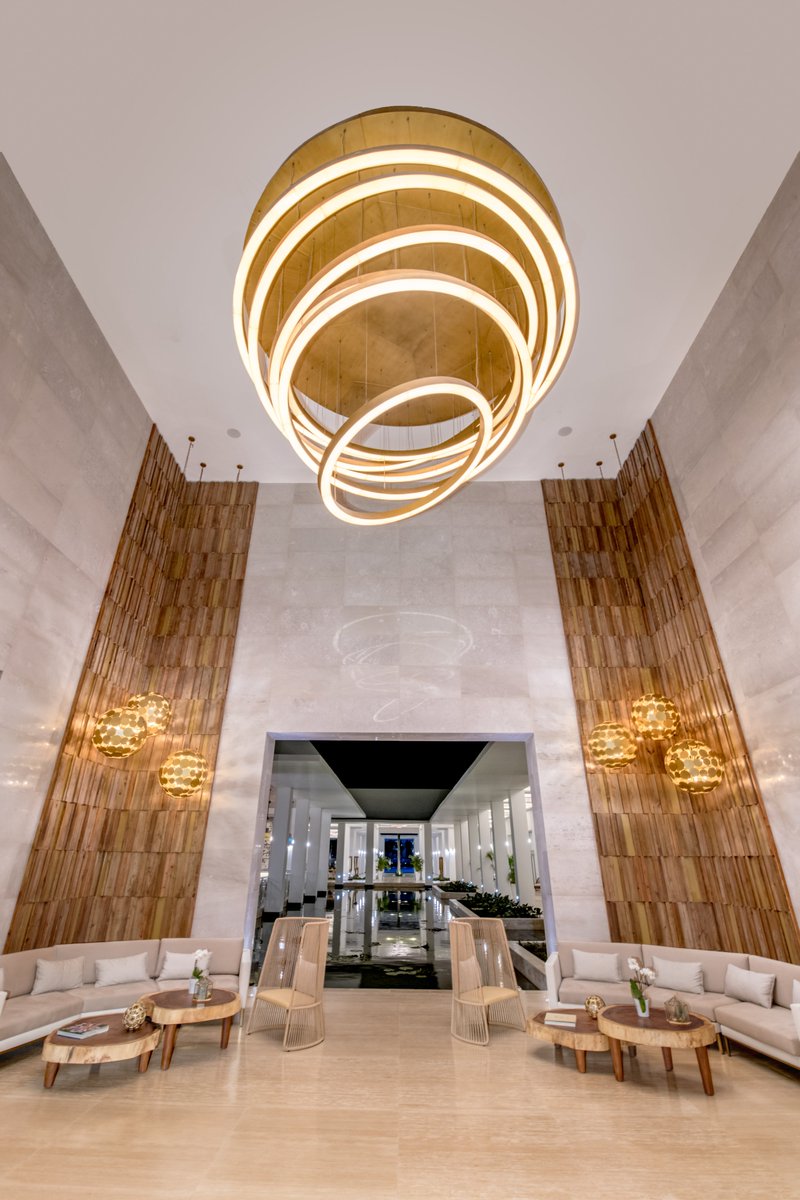 Luxury was taken to a whole new level in Circle at Paradisus Palma Real. We're obsessed with every detail. 💙#CircleExperience #CircleByMelia #InfiniteVacations