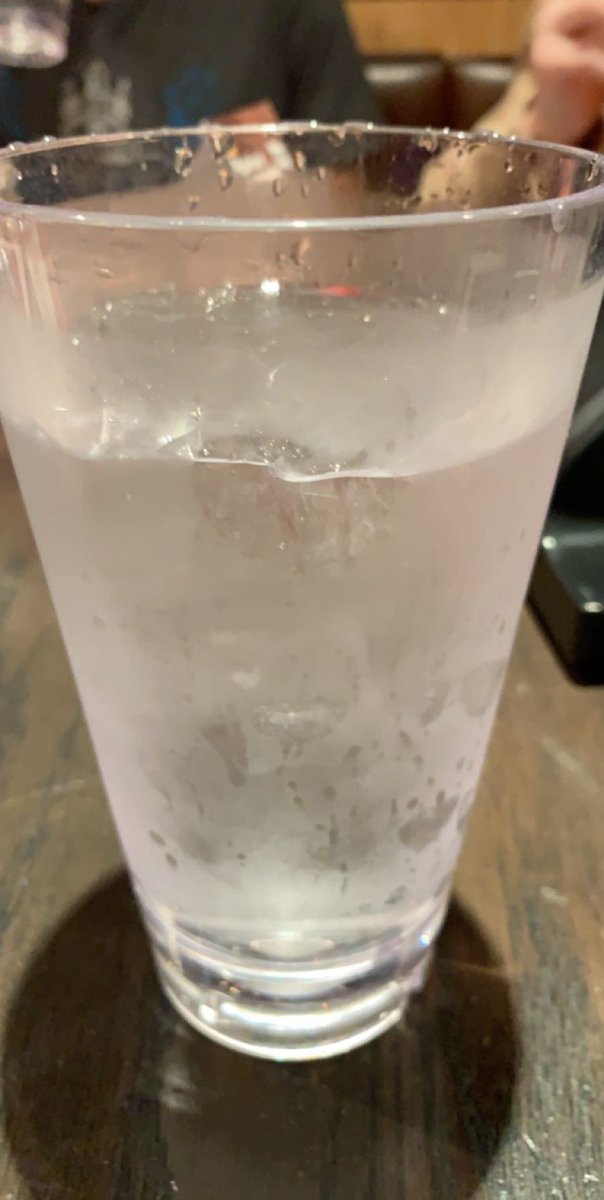 YouLoveDrinks's tweet photo. Ice Cold Water💧💦 https://t.co/iz3zIsQRXO