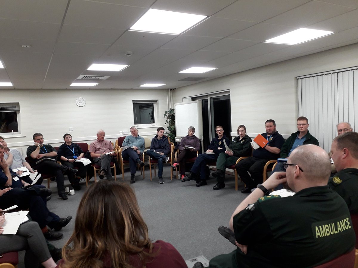 NWAmb_CRTJane's tweet photo. Great attendance this evening #ThankYou #CFRTwitterWeek @MarkEvans1208 @Mellor_Mummy  @DrChrisGrant @daren_mochrie @NWAmb_Ged @CrtNwamb @mf1302 🚑❤💙💚 https://t.co/KbjxnFnKm1