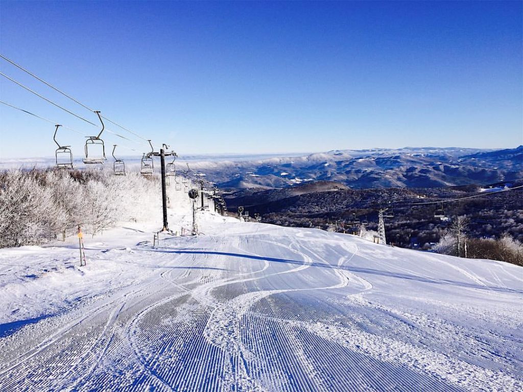 Foscoe_Rentals's tweet photo. Foscoe Rentals: Winter Fun and Discounts - https://t.co/ZJ0Yv9xIJ4
Comparing Ski Resorts in the Area, Featured Property https://t.co/UGtjO6nIhE