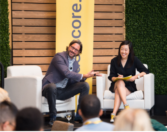 SooahCho's tweet photo. It was such an honor to host @markroberge, former CRO of @Hubspot and @HarvardHBS, at @UnderscoreVC's #CoreSummit19 last year. Check out this post for #ProTips on how to scale your startup from $0M to $100M! #Blitzscaling #GrowthHackingπ https://t.co/dt8MHAWppp