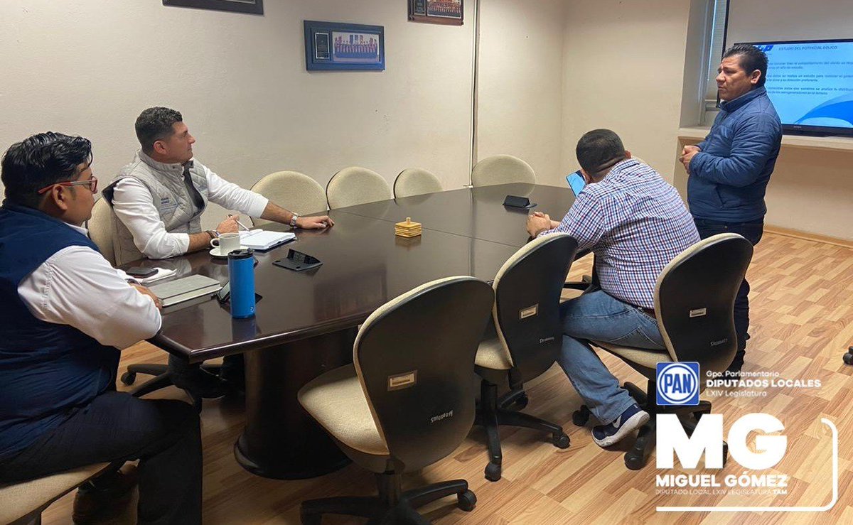 MiguelGomezOrta's tweet photo. Reunión con el Rector de la #UPALT Dr. Gustavo Hernández Martínez y catedráticos, revisando proyectos para una mejor vinculación de la universidad con el corredor industrial.
#SinDescanso #MGAltamira https://t.co/DjSShsxKp2
