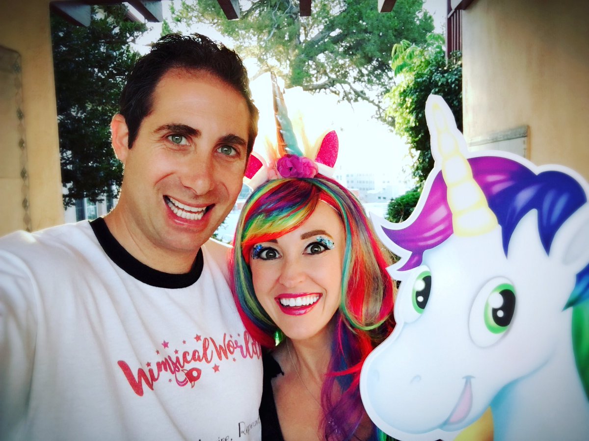 Sheri_Fink's tweet photo. THIS #WEEKEND! ๐ Join #authors @Sheri_Fink and @DerekTaylorKent Jan 11-12 at our first #booksigning of 2020 at the @LBComicCon! ๐ฆ Visit our #WhimsicalWorld pop-up shop at Booth 260 at #LongBeach Convention Center 10am-6pm Sat and 11am-5pm Sun. ๐ #lbcomiccon #lbcomicexpo #lbce https://t.co/cgqWL3WVZf