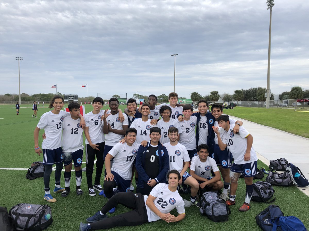CHSTiger_Soccer's tweet photo. Our Boys came out victorious 1-0 against IWA!! Hard fought team victory today!! #SwitchedOn #ConsistentFire @CoachRod91 @jnmcopeland @TPAthletes https://t.co/2YxLfsYr3C
