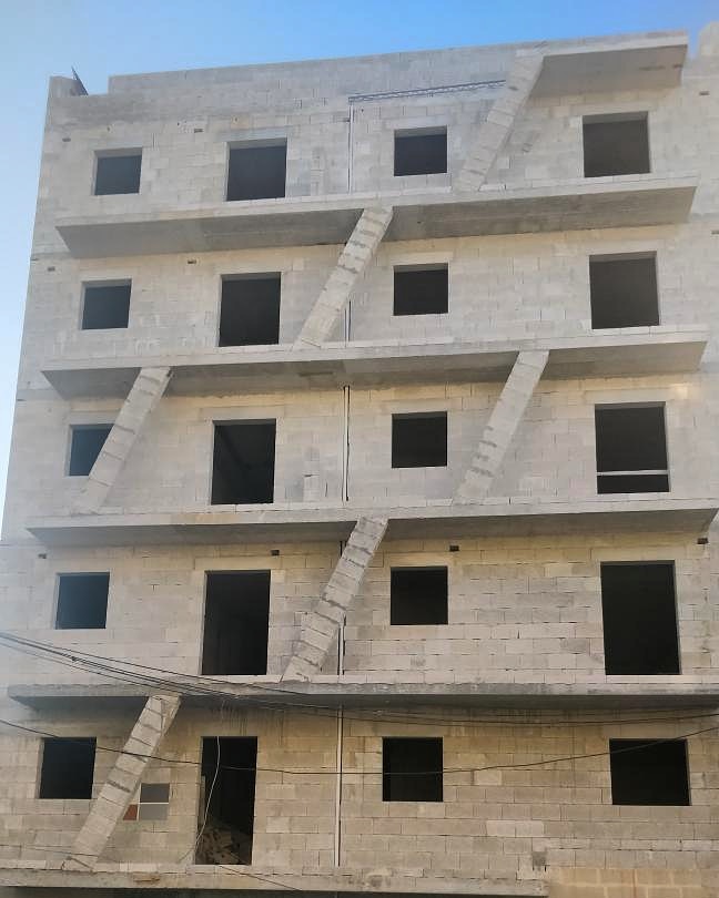 UglyMalta's tweet photo. Uglymalta proud to feature this architectural masterpiece in Gwardamangia. Fuckin genju dal-perit! Artist! Xoghol ta' prima klassi!
Prosit Perit.
#maltadesign #sbuhija #zibel #planningauthority #laqwaflewropa #hnizrija #urbanplanning #streetscape #merda #merde #harja #ghaliex https://t.co/BDYrXiUOuI