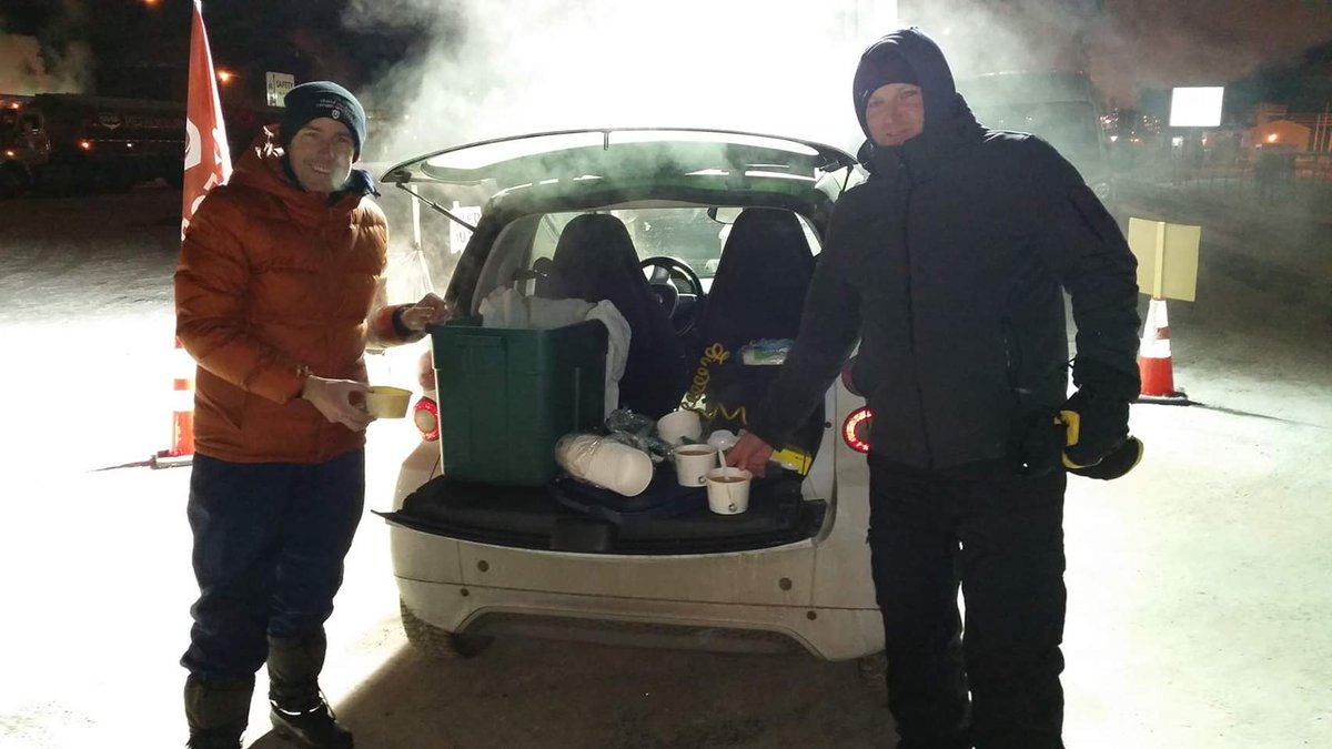 thecooprefinery's tweet photo. @PremierScottMoe @SaskParty Unfortunately @Yens_Pedersen would rather make his appearance on the wrong side of our fence. 

#SoupsOn #SoupWagon #Week6 #MissingMoe #WishYouWereHere #SaskPartyFoul https://t.co/8vExQIFll7