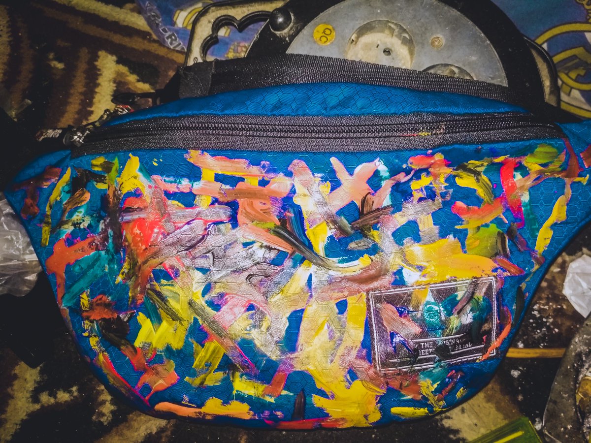 Korban keganasan bokin yang baru dibeliin acrylic :')