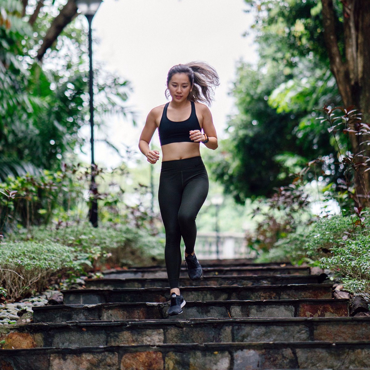 cdrhemp's tweet photo. Keep moving, no matter what.
.
Nothing makes that easier on the go than @countrydoctorhemp gummies.
.
#keepingyouwell #cbg #workout #americanmade #onthego #madeinusa #usa #essentialoil #hemp #seedtosale #nature #bestyou #cbggummies #cbgforrecovery #cbgheals #cbgwellness https://t.co/7USBaL5Ncg