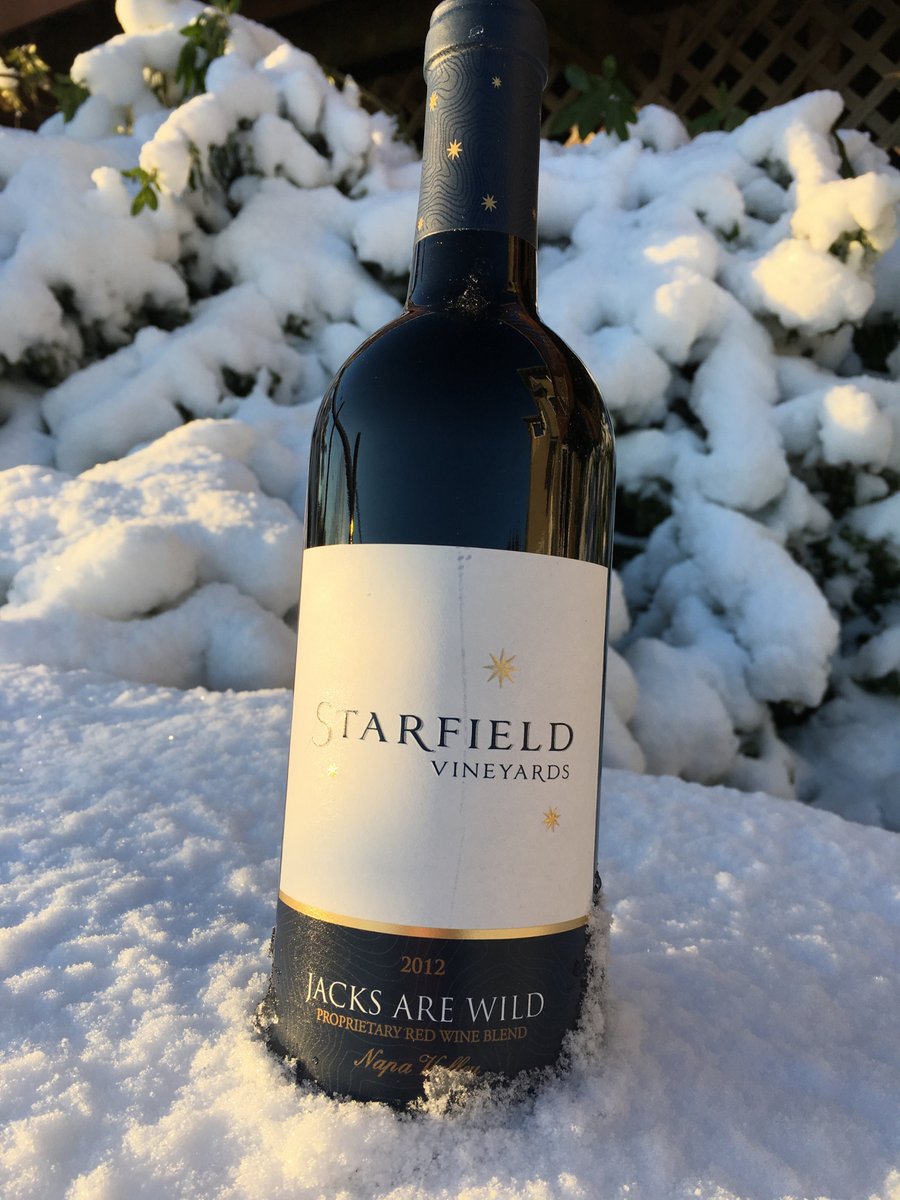 If your plans call for outings to the snow, don’t forget to bring a bold red wine to warm up! #snow #cabernet #snowday #cozy #warmup #winehour #winelife #tahoebound #ski #adventures #placerville