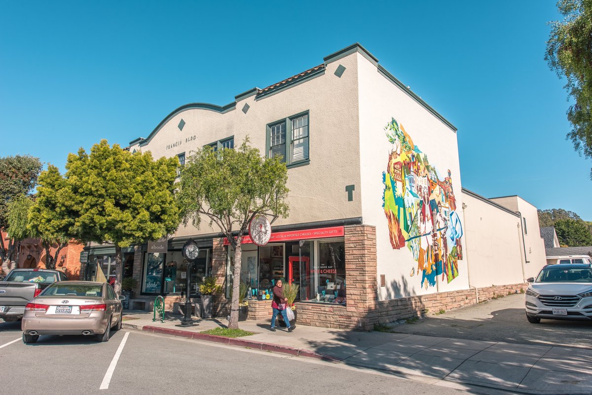 #JustSold 419 Main St, Half Moon Bay, CA for $3,380,000 | Historic Half Moon Bay Commercial Property, sold by Cameron Jeffs. #HalfMoonBay #California #CommercialRealEstate #RealEstate #AvantSF