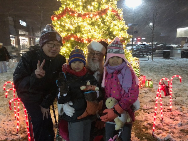 htp_usa's tweet photo. 2019 was a year for experiences - here's a shout out to some of the J-1 Exchange Visitors that enjoyed it till the end! Congratulations to our holiday giveaway winners - Jose, Anni, and Kan!

#happyholidays #alwayschristmas #happynewyear #eschangevisitor #j1visa #culturalexchange https://t.co/SYsiydcj15