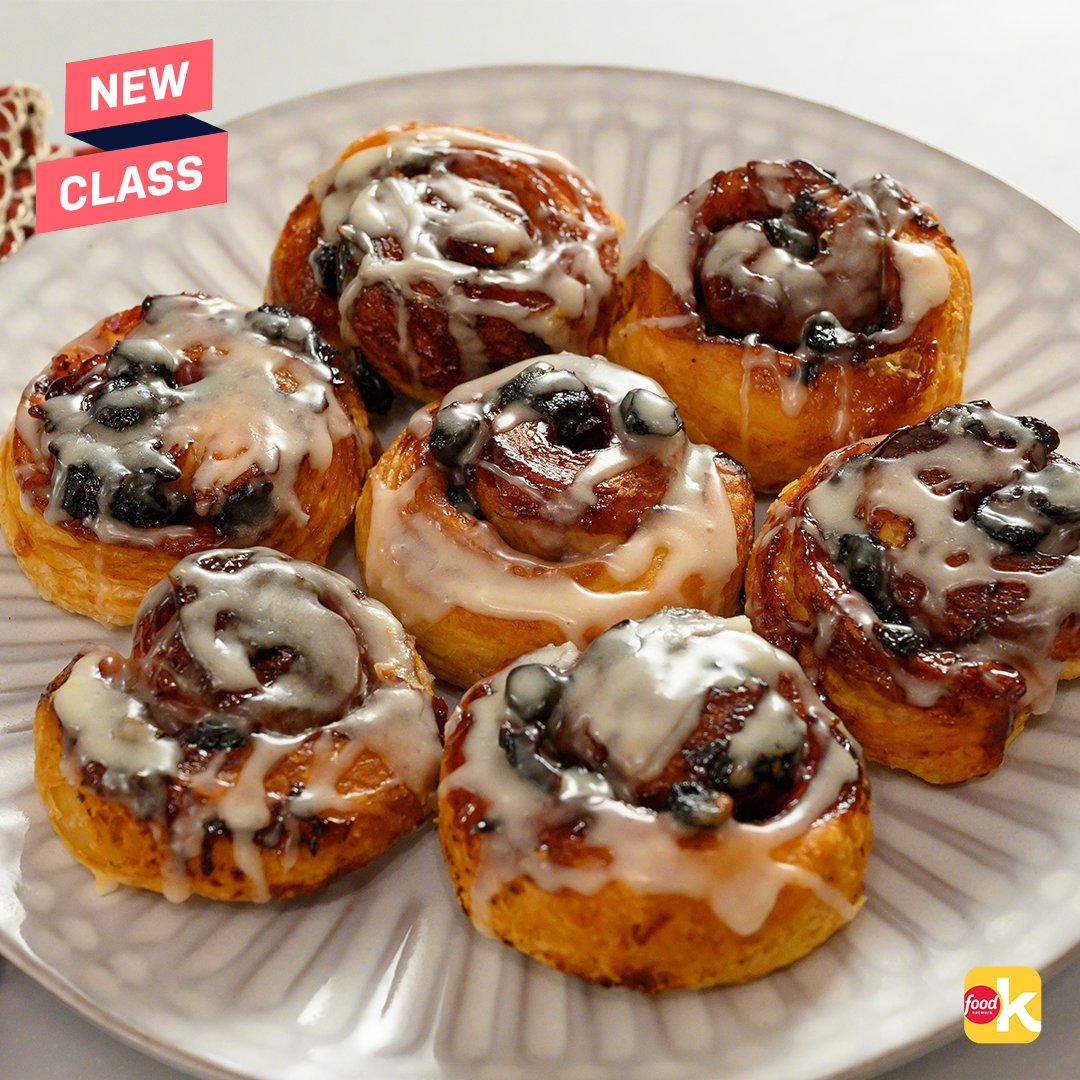 KlotzBarone's tweet image. FoodNetwork: These Mini Blueberry Ginger Breakfast Buns from JustinChapple are adorable AND super easy. All you need are a few pantry staples! Take the class today on the #FoodNetworkKitchen app &amp;amp; don't forget to share your photos with the hashtag #FoodN…