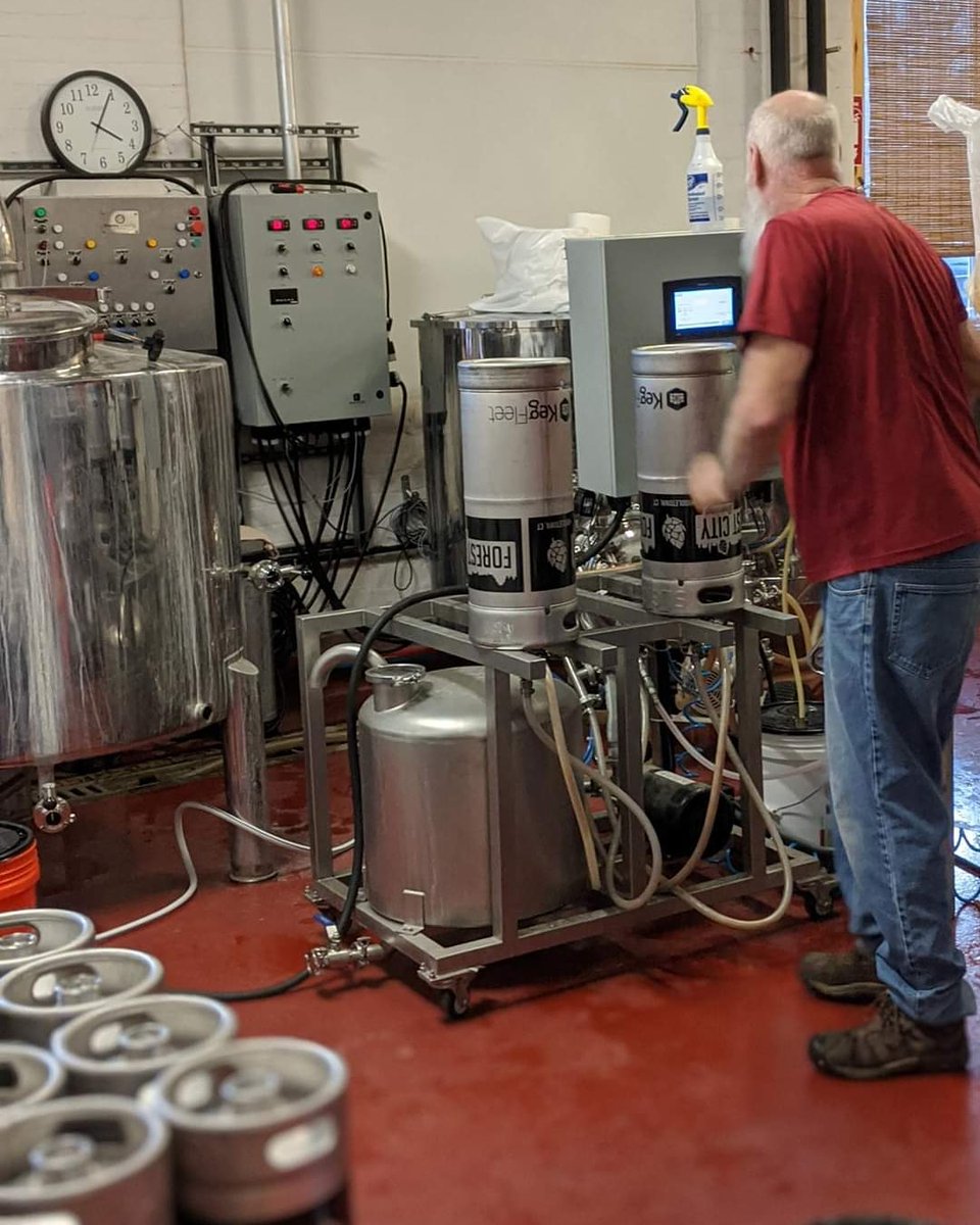Getting kegs ready for a fresh batch of one of your favorites (coming next week)!

ON TAP:

-Czech Your Head Czech Pilsner
-Melange Saison
-Good Sesh Session IPA
-Hazegiving IPA (kicking soon)
-Stargazer IPA
-Blaubeere Sour Ale
-Brown Cow Chocolate Milk Stout

#ct #beer