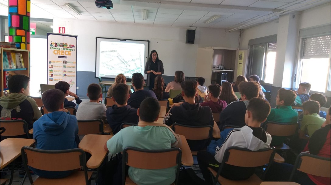 Ingefiex's tweet photo. ¡Es hora de despertar la Conciencia Ecológica! Desde la Asociación Ingefiex y mediante el proyecto “Conoce + Aprende = CRECE” se han realizado talleres y formación sobre concienciación ecológica. 
#ijex #ingefiex #juventud #plandejuventud #factoriajoven https://t.co/zpEpf8P0Nf https://t.co/SOOwksX4bS