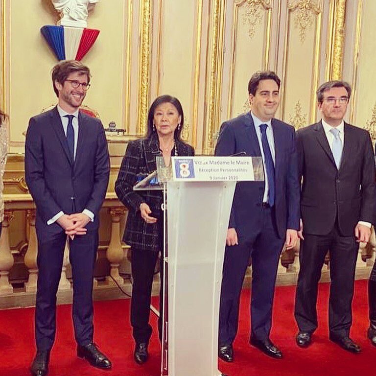 ggauger's tweet photo. Derniers vœux de la mandature autour de notre maire @jeannedhauteserre Moment de partage agréable avec les acteurs et les habitants du 8e. « A l’année prochaine ! » 😉 #Paris8e #2020 https://t.co/9rPAmpjaBh