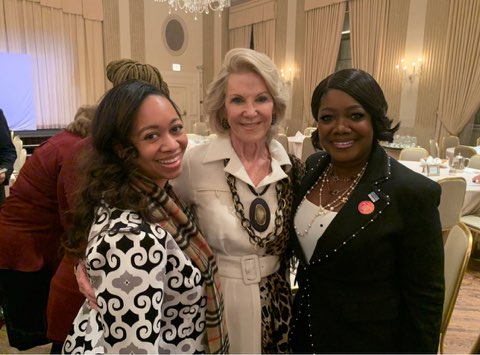 EAdefioye's tweet photo. Great discussion today with two outstanding #femaleleaders who are inspiring, leading their lives with purpose, passion and conviction and are shaping our future! #Leadership #CultureStrategy https://t.co/9w3auP4MJE