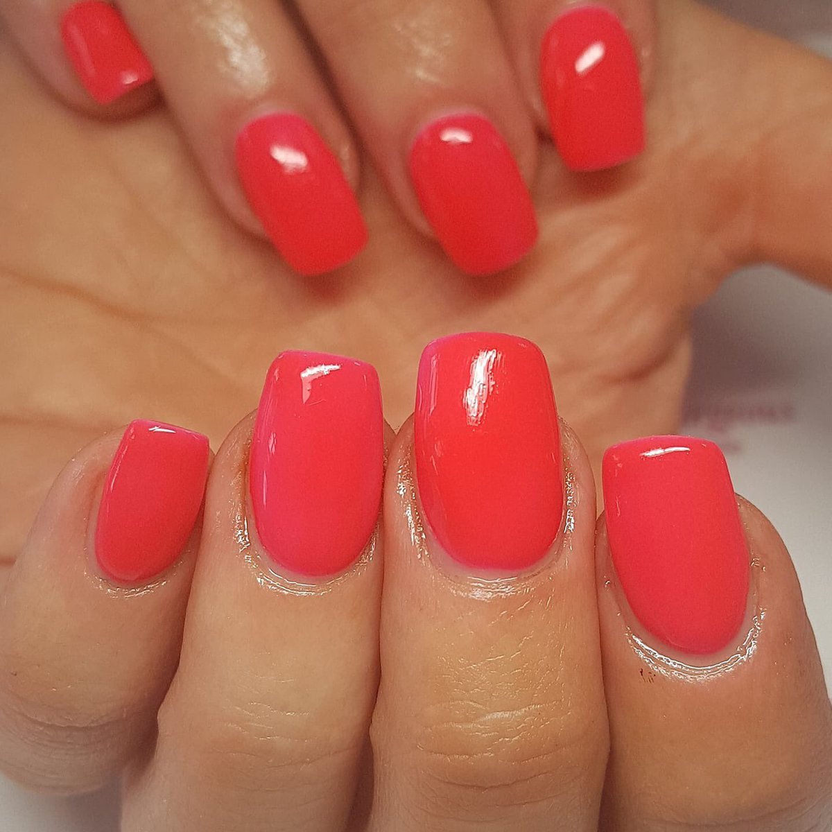 goblowwirral's tweet photo. Diane has appointments available tomorrow and Saturday for #nails #beauty and #makeup. Come to the pink salon in the heart of #Birkenhead https://t.co/N2K8MyNHAv