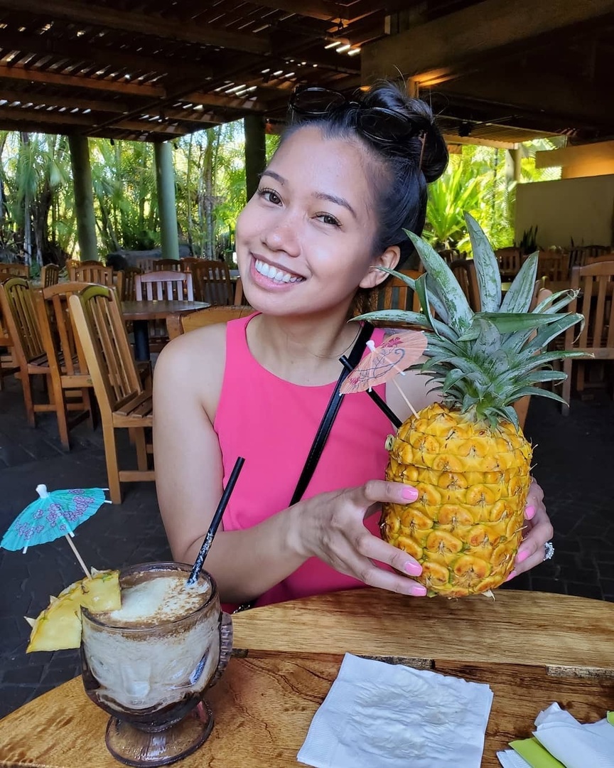 You know what they say... a pineapple 🍍  a day... 😍 
📷 : Instagram user @jennmgno